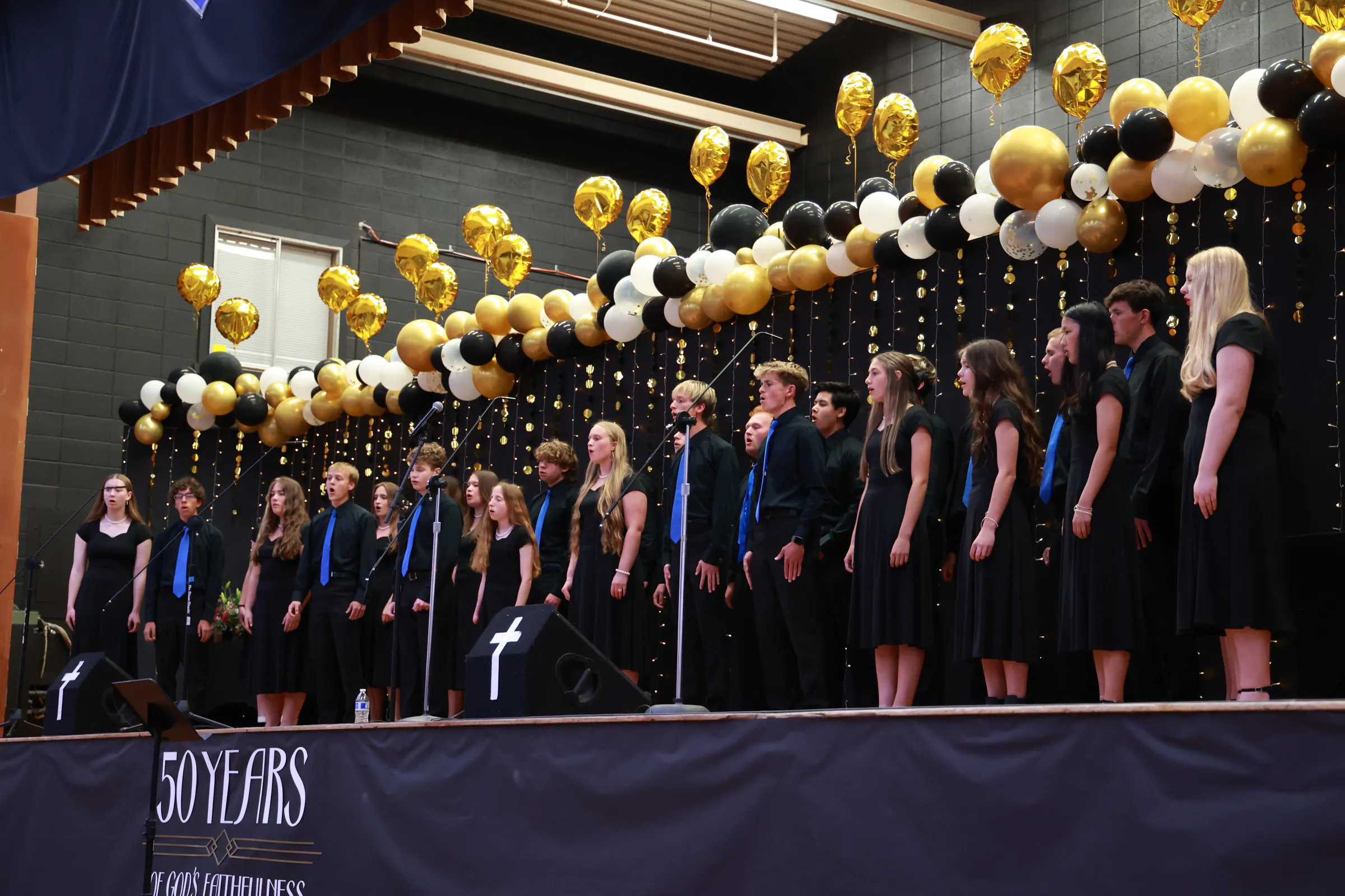 50th-anniversary-choir